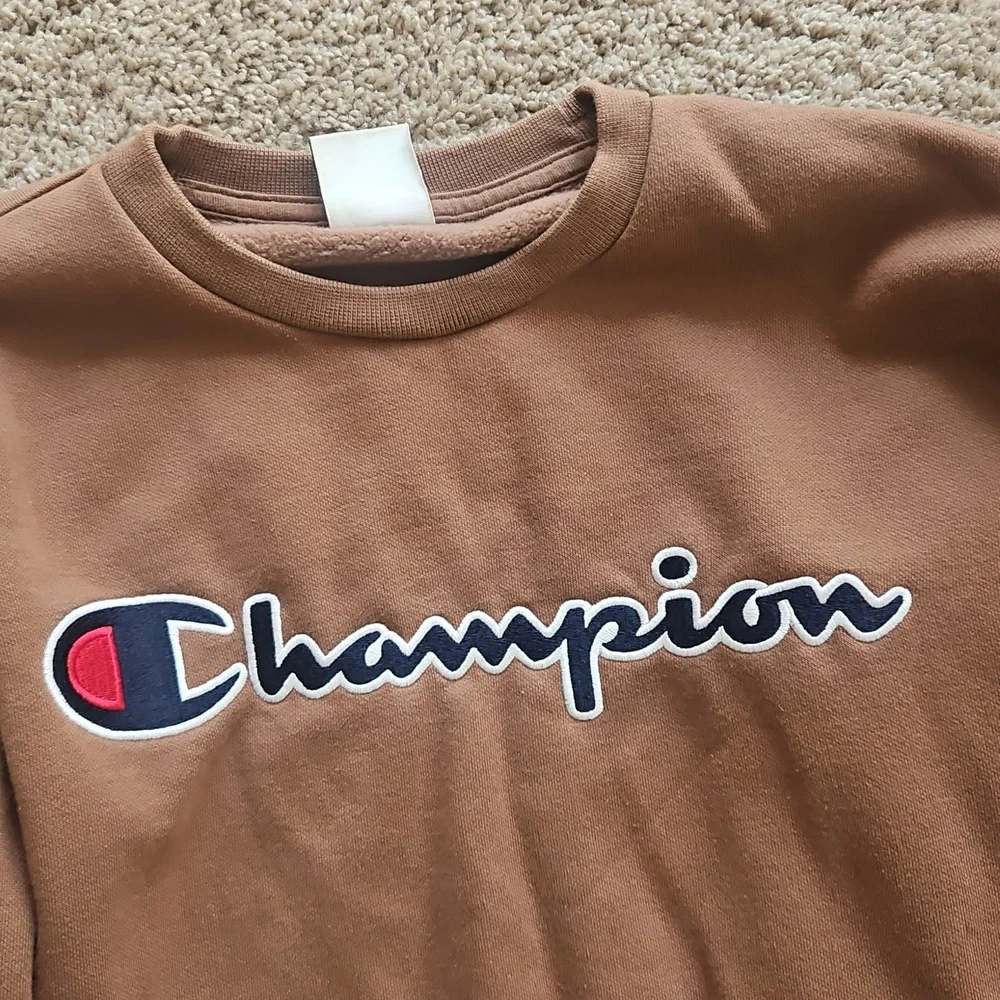 4 Sweatshirts Nike Puma Champion Bass Outdoor, Sz M - Picture 4 of 5